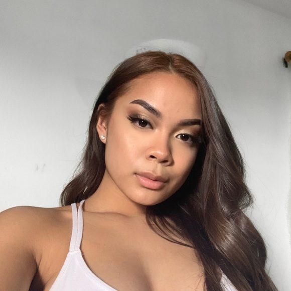 caylaaquino